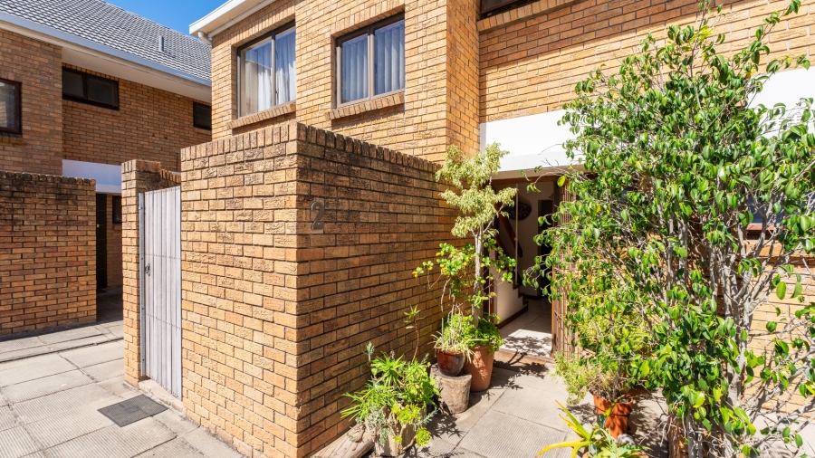 3 Bedroom Property for Sale in Kenilworth Western Cape